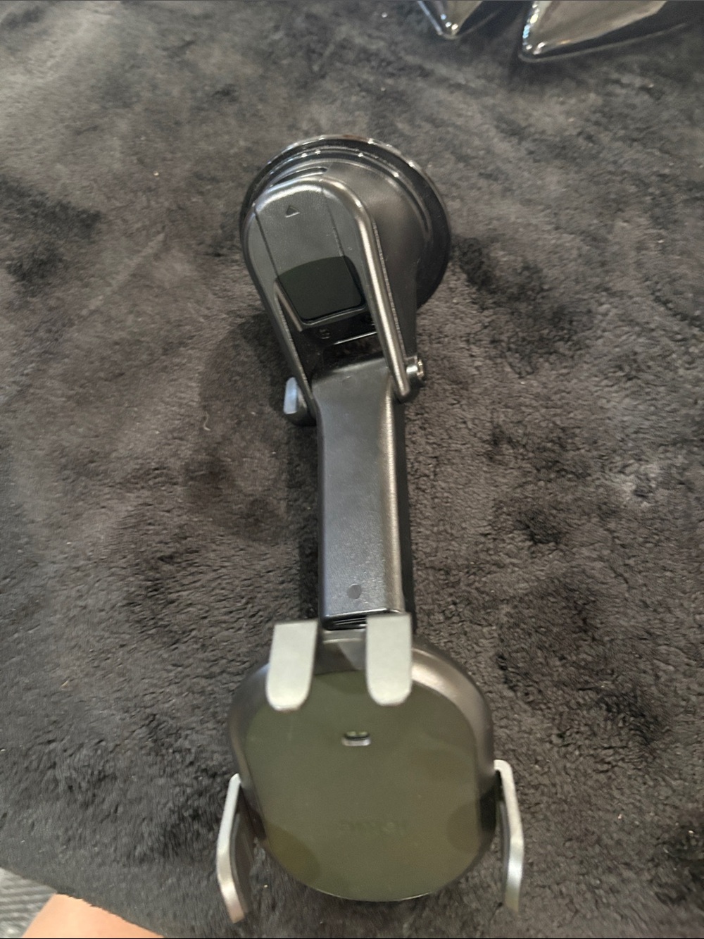 Source Unknown Black Car Phone Mount with Suction Base